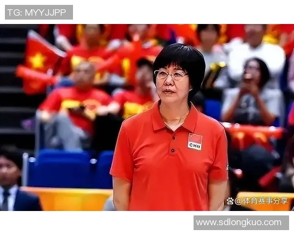 女排主教练大胆启用新人，网友称其“赌王”