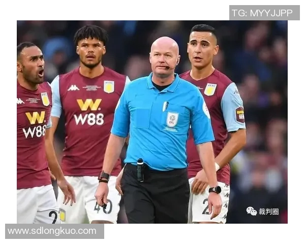 选秀赛场爆发小插曲，裁判如何处理？